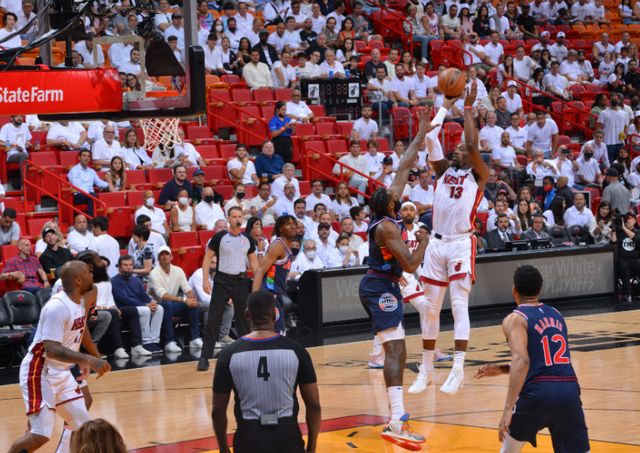 莱比锡今夜绝杀压哨意甲版图或变之后，费城76人迎NBA季后赛关键赛的简单介绍